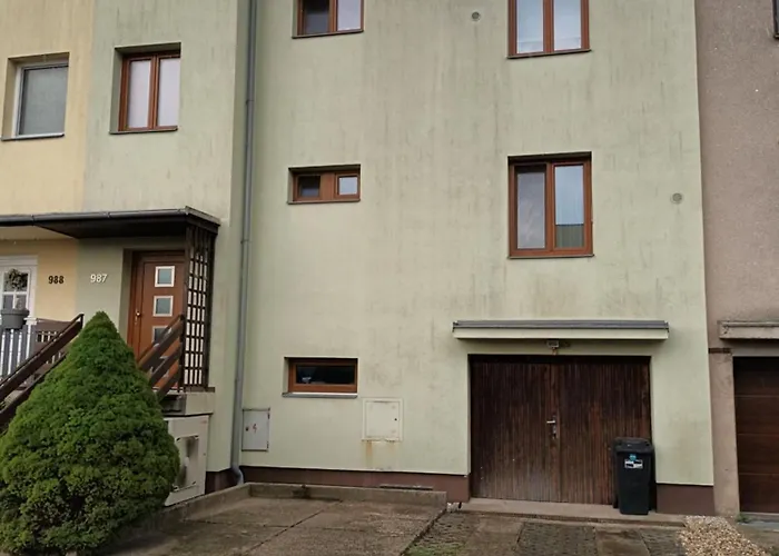 Appartement V řadovém Domě *