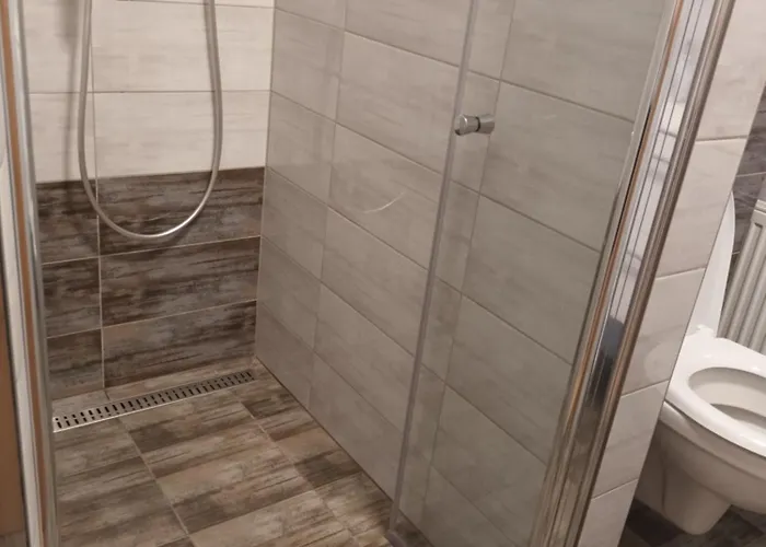 Appartement V řadovém Domě Sadská